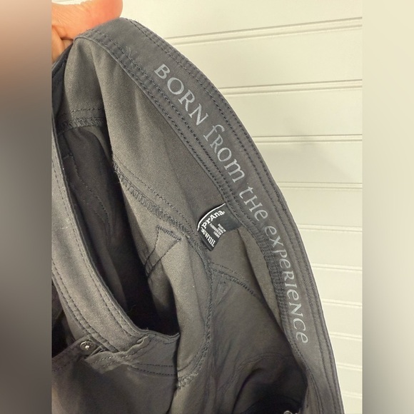 Prana men’s gray shorts. Size 36X11. - Picture 6 of 6